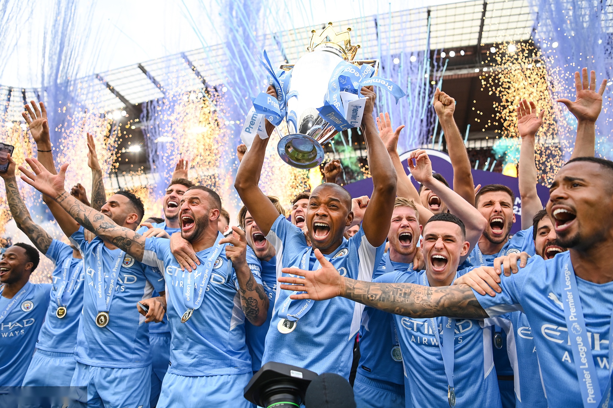 是纽卡斯尔 是纽卡斯尔